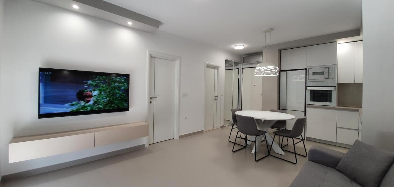 Apartments Elite Τρογκίρ Εξωτερικό φωτογραφία
