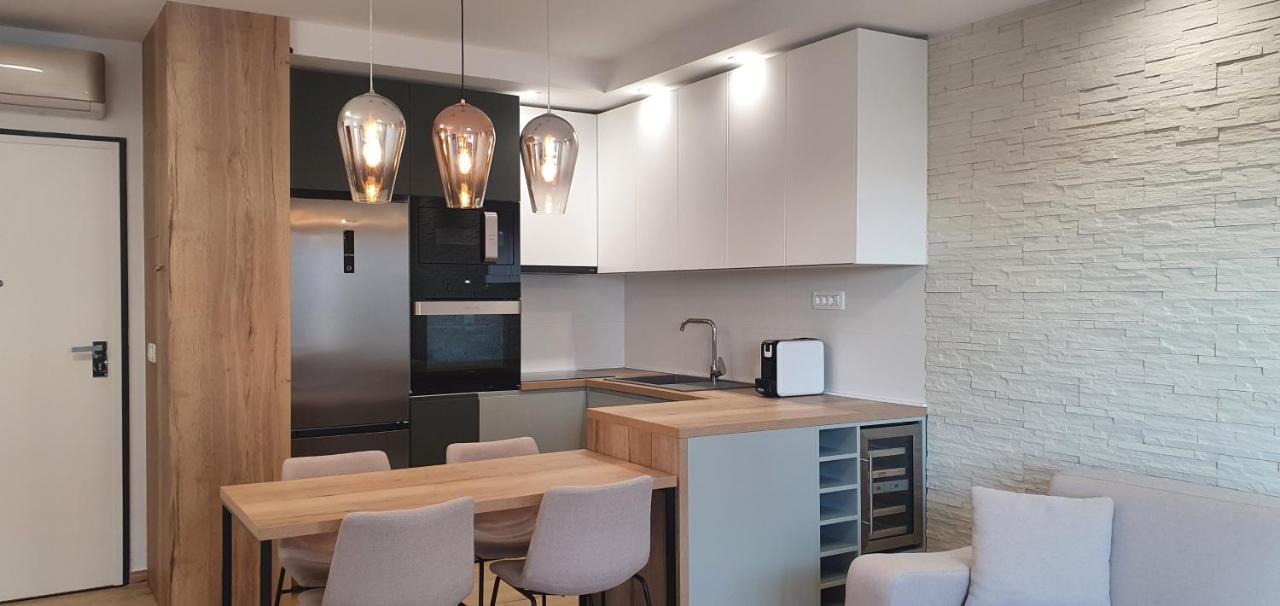 Apartments Elite Τρογκίρ Εξωτερικό φωτογραφία