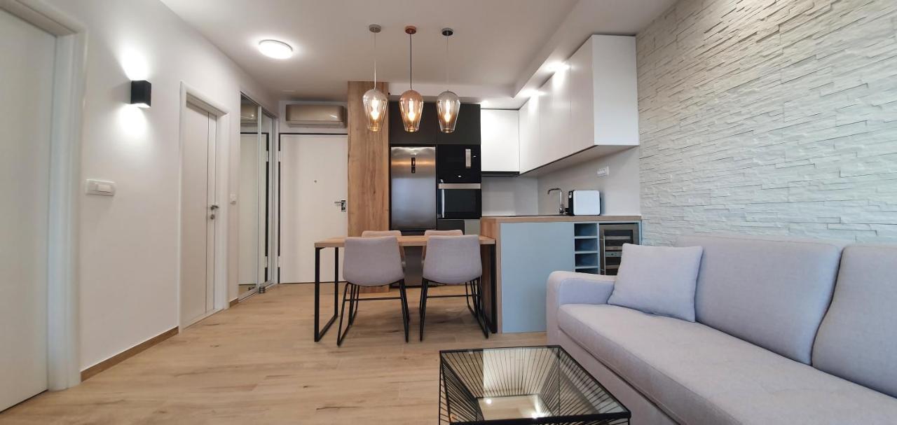 Apartments Elite Τρογκίρ Εξωτερικό φωτογραφία